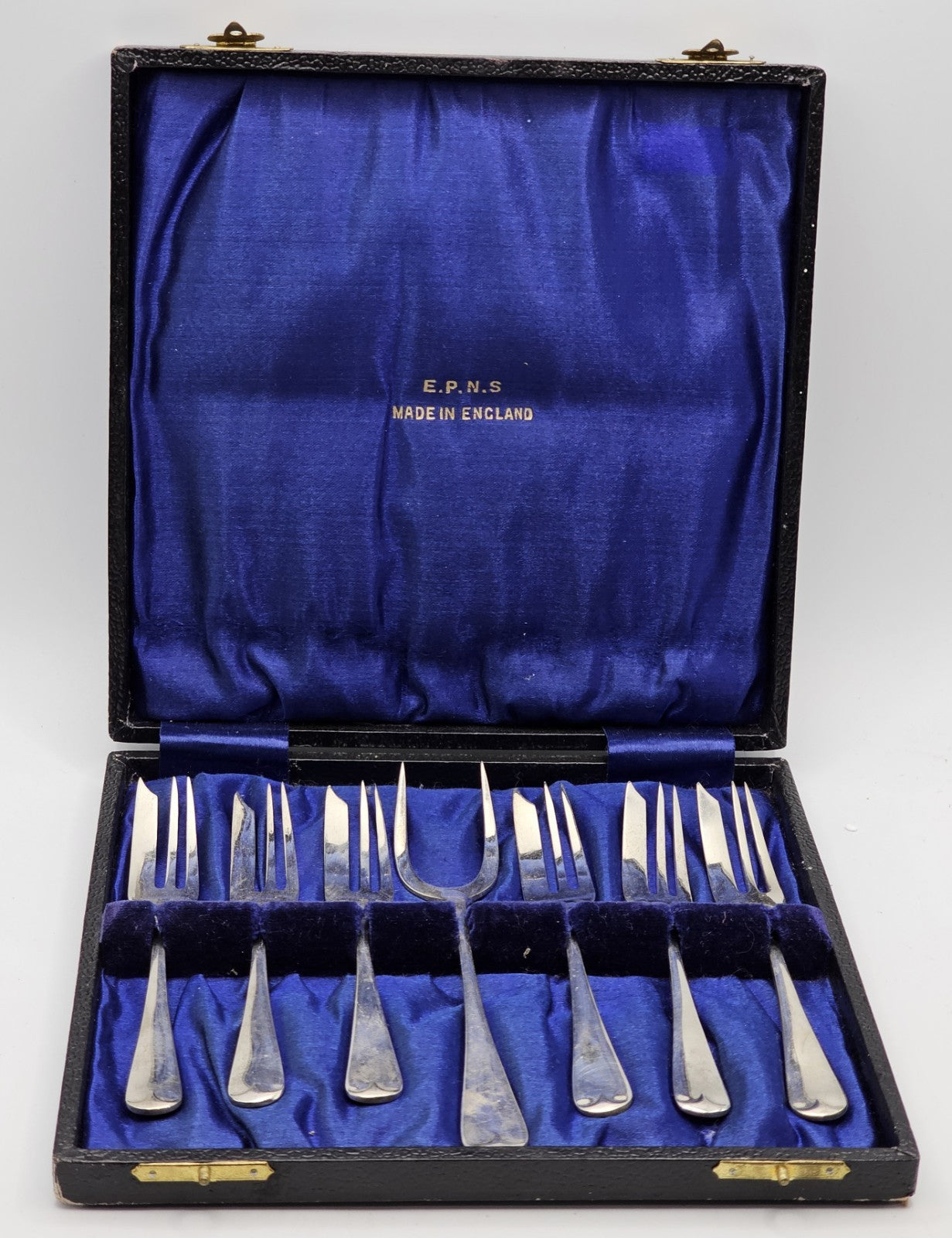 Vintage Box Set Six Silver Plated Cake Dessert Forks With Server Made In England