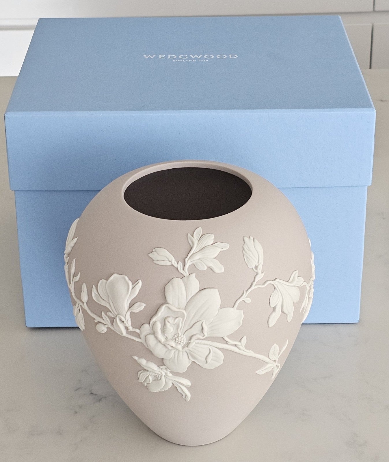 Wedgwood Magnolia Blossom Mink Jasperware Bud Vase 18cm 7" New in Box RRP $499