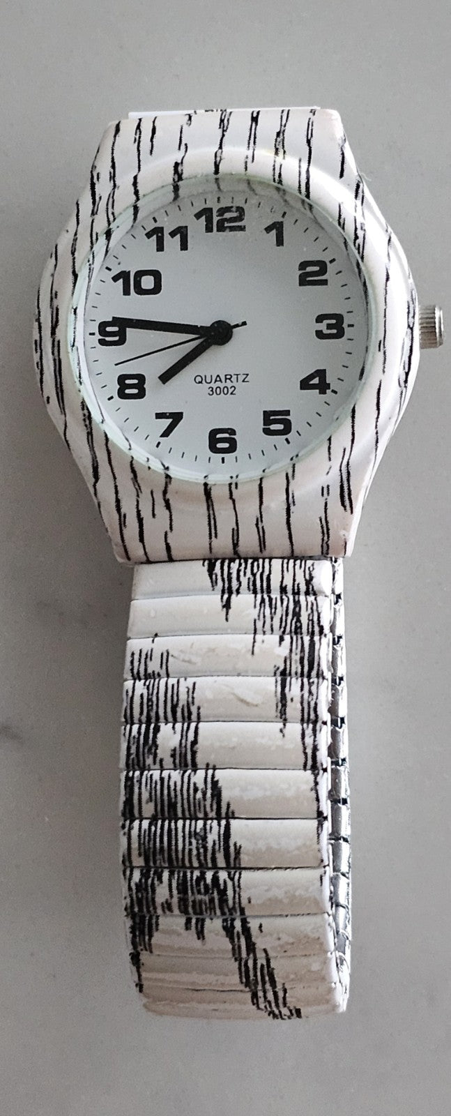 Xinhua Quartz 3002 Women's Watch White & Black Marble Pattern Stretch Band
