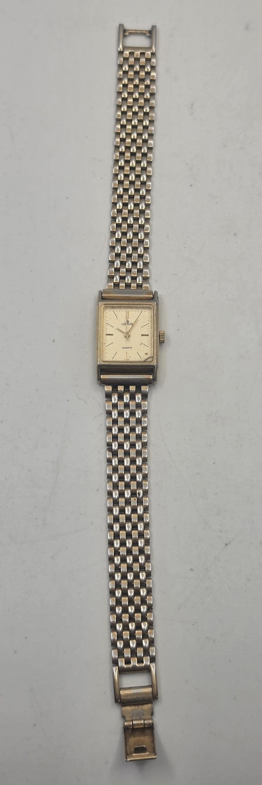 Vintage Lorus Women's Tank Quartz Watch Two Tone Silver Gold V233-5000 Link Band
