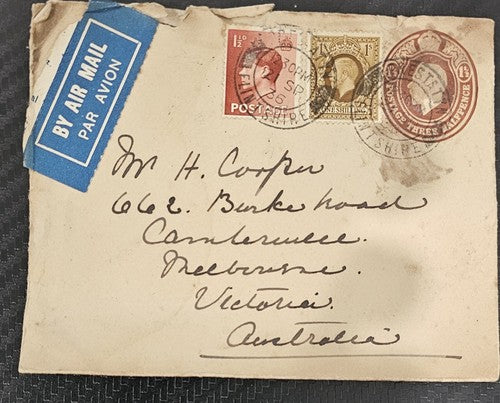 collection of Three Vintage Great Britain STAMPS