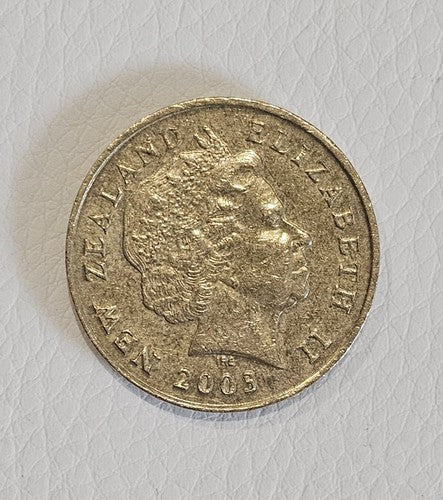 New Zealand 2003 Two Dollars $2 Elizabeth II
