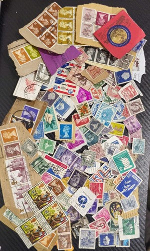 Collection of International 450 PC Stamp