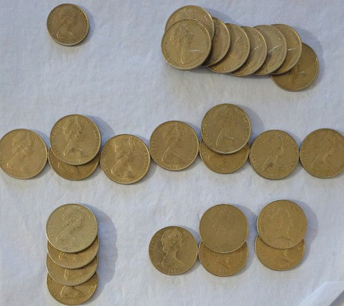 26X 1967-87 Twenty 20 Cent Coin New Zealand Great VF Condition