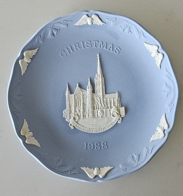 Wedgwood Blue Jasperware Christmas Collectors Plate York Minster 1988
