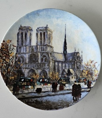 "Louis Dali Limoges Plate "La Cathedrale Notre Dame" Bradex 18-D15-6.2 Limited E