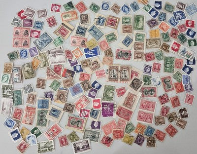 Valuable Vintage International Canada Stamps #0420