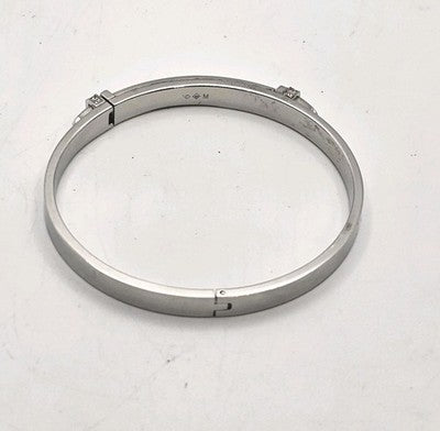 Swarovski Crystal Swan Logo Bangle Bracelet Silver Tone with Diamonds Accent