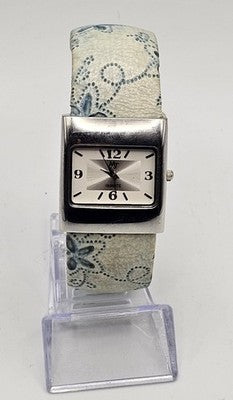 MT Quartz Floral Pattern Women's Watch – Blue/White Strap – Working Condition