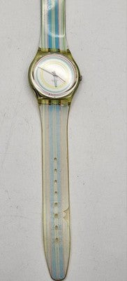 Swatch Women's Watch – For Repair or Parts – Rubber Band