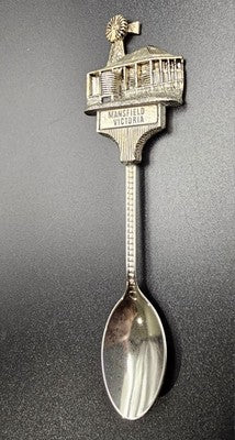 VINTAGE COLLECTOR 3D SOUVENIR SPOON Mansfield Victoria