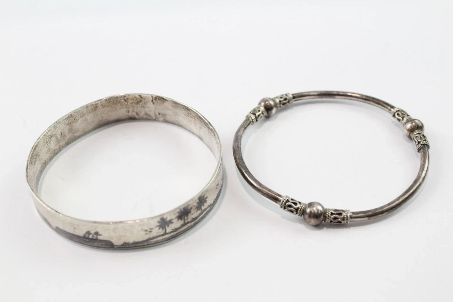 Sterling Silver Bangles Siam Traditional Ball x 2 (52g)