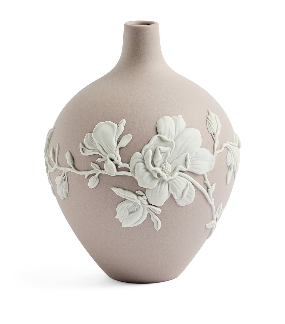 Wedgwood Magnolia Blossom 14cm Vase Made in England - NEW - RRP: $299