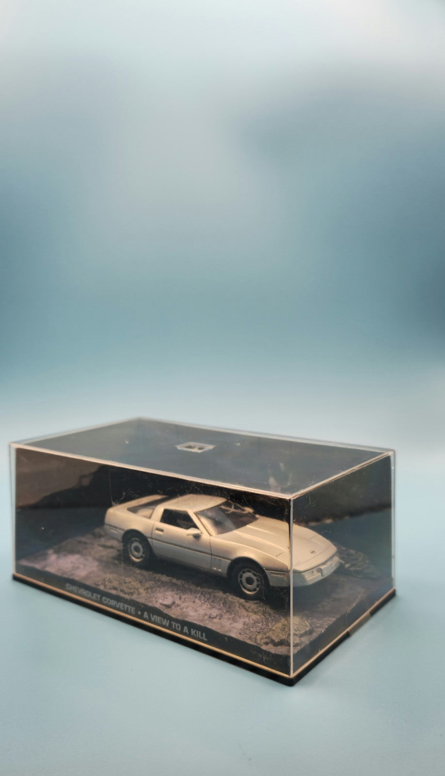James Bond Die Cast Car Collection - Scale 1:43 #4-Chevrolet Corvette -A View to