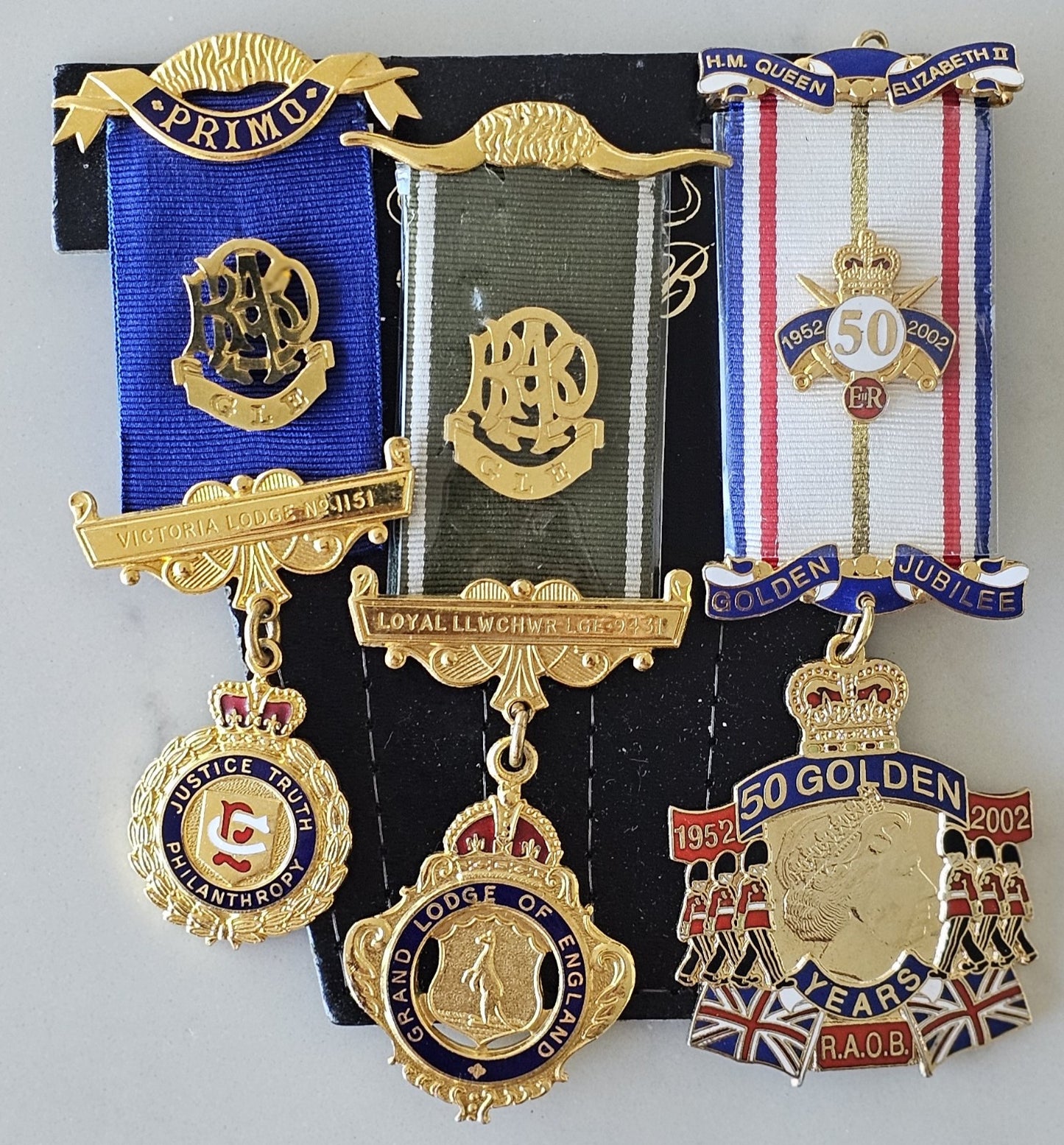 Masonic RAOB Oddfellows Enamelled Regalia Lot - Jewels, Collars, Badges