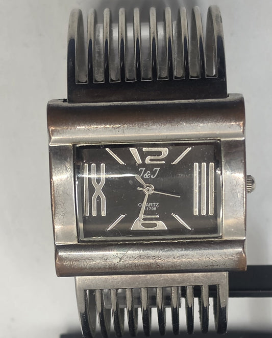 Stylish J&J Quartz Fashion Watch - Silver Tone Cage Cuff Bracelet - Black Dial
