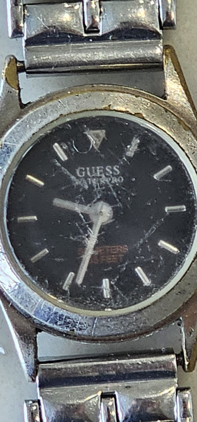 Guess Waterpro Ladies Watch 165944L2 Silver Tone Work