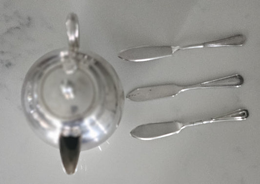 Antique Small Silver Plate Teapot Plus 3*Butter Knives