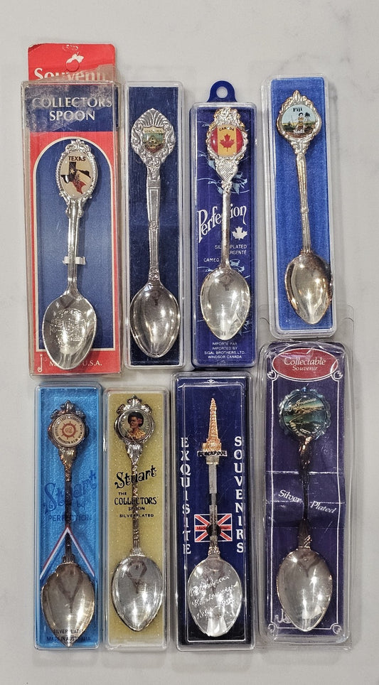 Vintage 8xCollector Souvenir Spoons Lot - Silver Plated, Global Landmarks, Boxed
