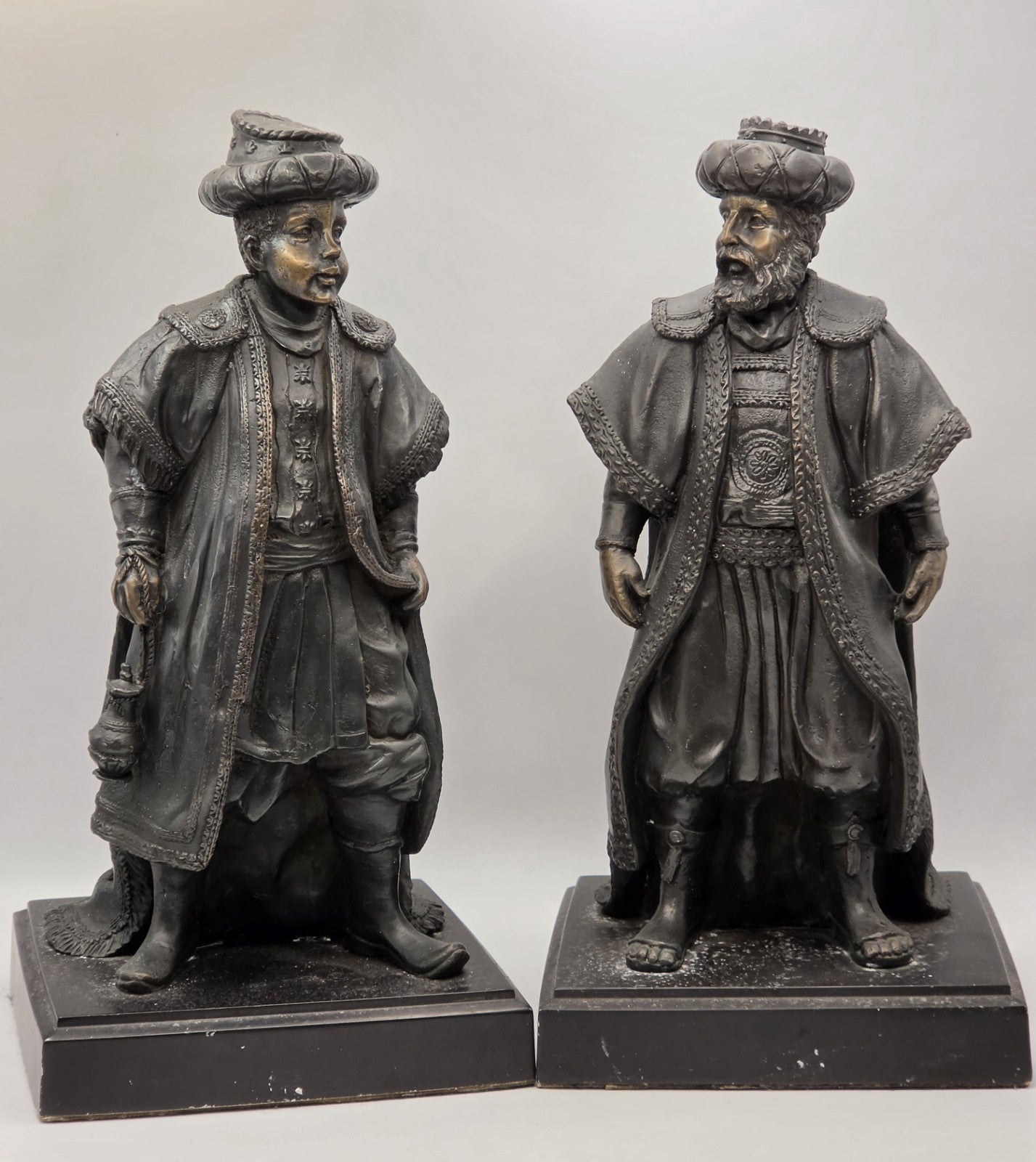 Pair of Antique Bronze Orientalist Sculptures (27 	imes 14 cm, 7100 g Total)