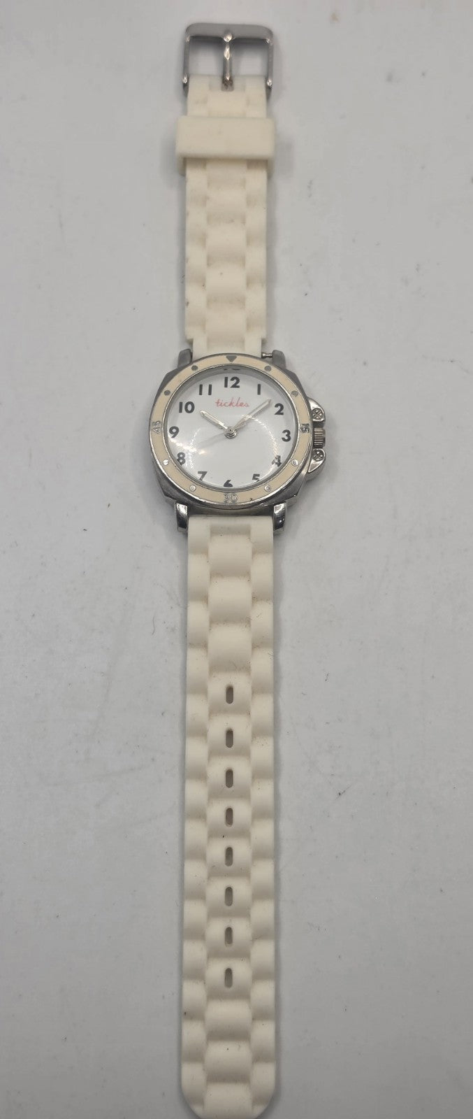 Tickles Women’s White Silicone Band Quartz Watch Silver Tone TW2 Splash Resistan