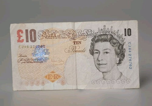 English 10 Pound Currency Bank Notes