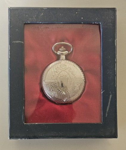 Men's Collectors POCKET WATCHE Quartz - Untested