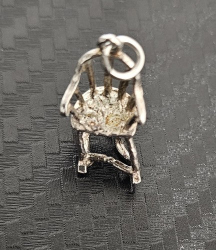 Vintage Beautiful silver pendant