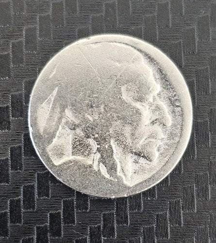 USA: Five Cents Buffalo Nickel raised ground 5c copper-nickel