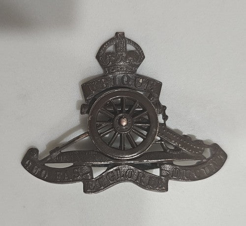 UBIQUE QUO FAS ETGLORIA DUCUNT Collect Badge