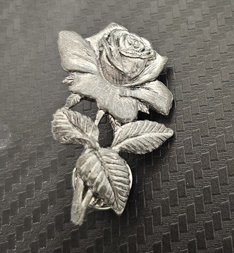 Vintage Lovely Collectable Rose Badge