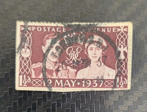 1937 Great Britain Coronation Stamp 12th May 1937 1-1/2d