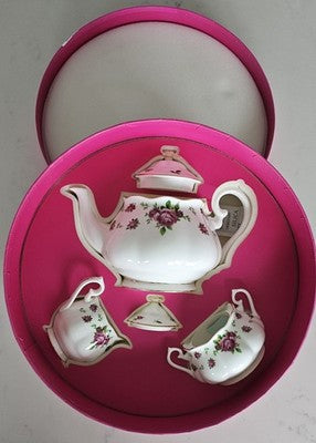Royal Albert New Country Roses White 3 Piece Tea Set -Fine Bone China - RRP $899
