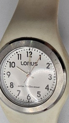 Lorus Water Resistant 10 Bar Watch Y121-X126 White Rubber Band Work