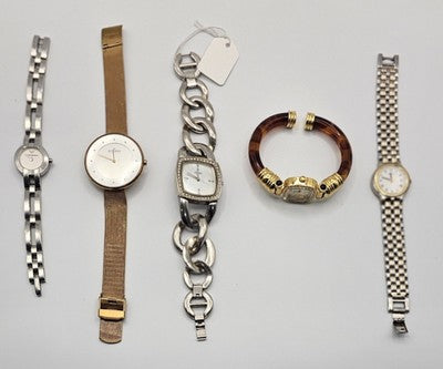 5x Women's Watches Seiko, Skagen, Emperor Armani and Guess in Working Condition