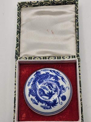 Blue and White Porcelain Seal Paste Box with Dragon Design and Qianlong Mark