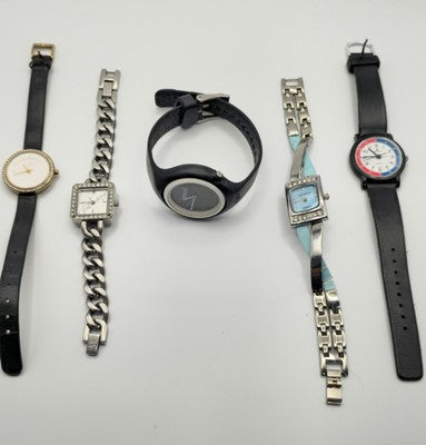 5xWomen's Watches, Swatch, Billabong and Lorus in Working Condition