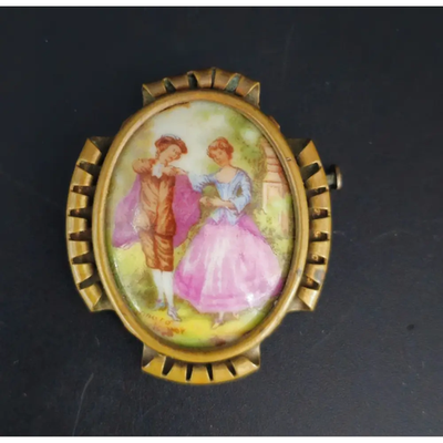 Limoges, France Porcelain Cameo Romantic Love Scene Brooch Pin Oval Vintage