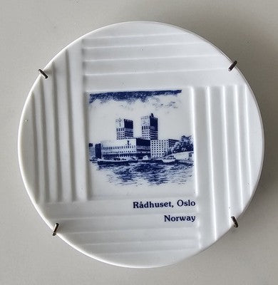 Vintage Porsgrund Norway Oslo Rådhuset Souvenir Collector 11cm
