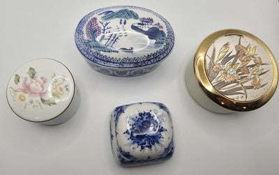 Lovely Set Of Four Porcelain Trinket Box with Floral Lid - Pink Peony