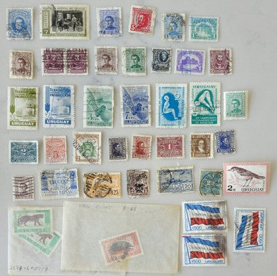 Vintage Collection of Postage Stamps From Uruguay #0420
