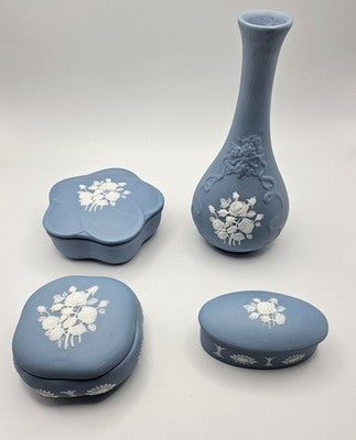 Thailand Handcrafted Blue & White Bas-Relief Trinket Box & Vase Set