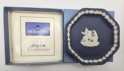 Wedgwood Dark Blue Jasper Octagonal Trinket Dish/Pin Tray - The Jasper Collectio