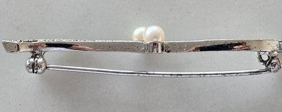 Silver Gemstone and Pearl Brooch