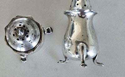 1911 Robert Pringle & Sons Sterling Silver Salt/Pepper Shakers 60g