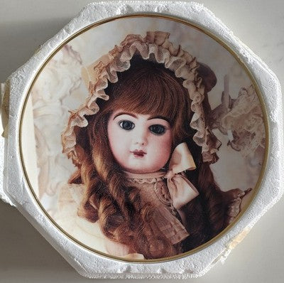 Franklin Mint "Portrait of Sophie" Hanau Doll Museum Limited Edition Plate