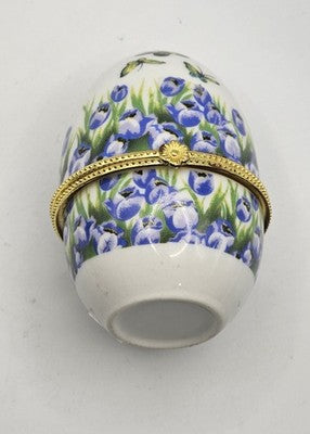 Porcelain Egg Trinket Box Hand Painted Footed Hinged Pretty Roses Easter