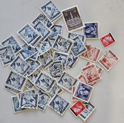 Vintage International  Republic Of Osterreich Stamps #0420