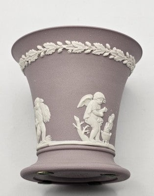 Vintage Wedgwood Lilac Jasperware Four Seasons Cherub Vase Excellent Condition