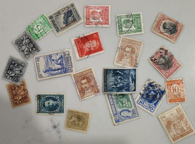 Vintage Collection of Used Postage Stamps from Mixed #0420